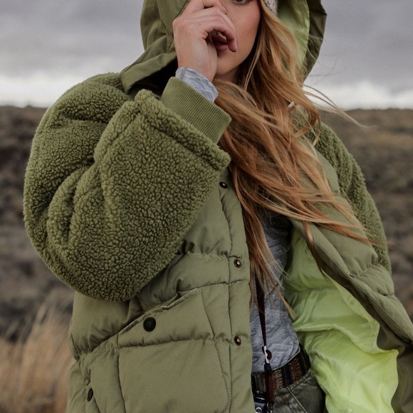 Anthropologie Pilcro NWT Szs XS, SM, L & XL green puffer jacket w/fleece sleeves - Picture 8 of 16